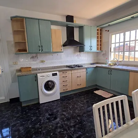 فيلة La Paz- Spacious Family Villa, Bbq And Parking *