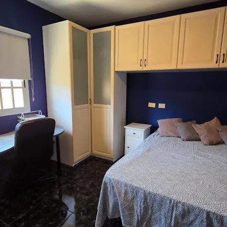 La Paz- Spacious Family Villa, Bbq And Parking فيلة *