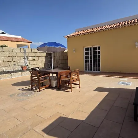 La Paz- Spacious Family Villa, Bbq And Parking *